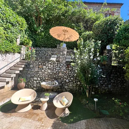 Garden Castle